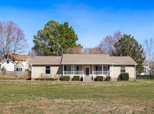 5428 Yates Mill Pond Rd, Raleigh, NC 27606