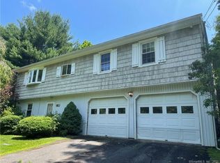 542 Hinman Rd, Watertown, CT 06795
