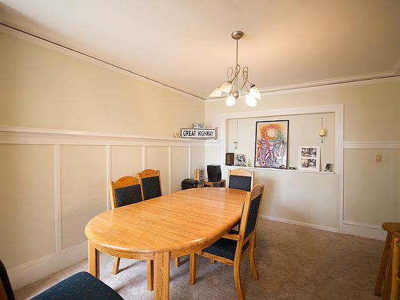 4th image of 590-592 Thirty Ninth Avenue