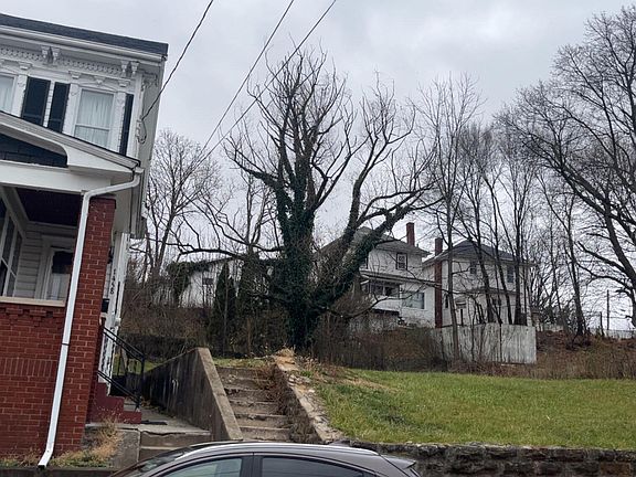 2nd image of 1454 Washington Ave