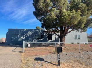 609 10th Ave NW, Corrales, NM 87144