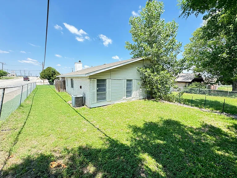 2112 Hinkle Ave — Photo 30