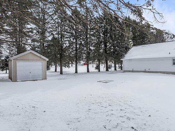 4th image of 108 Harrison Ave NE