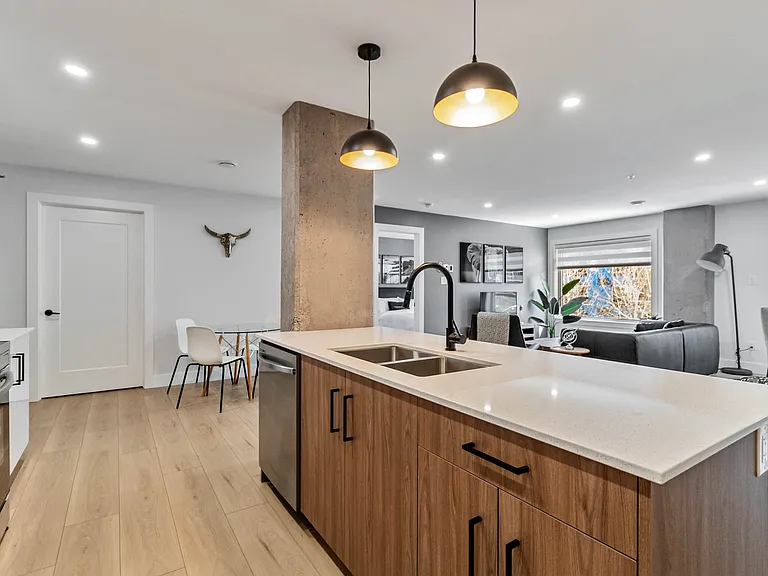 320 Millennium Blvd — Photo 19