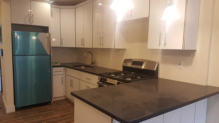 Rented by EXR | media 24