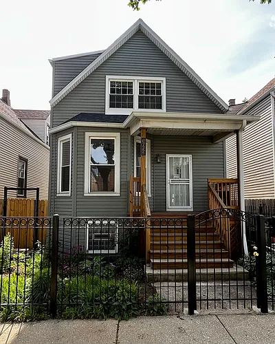 1652 N Avers Ave #1 Photo 1