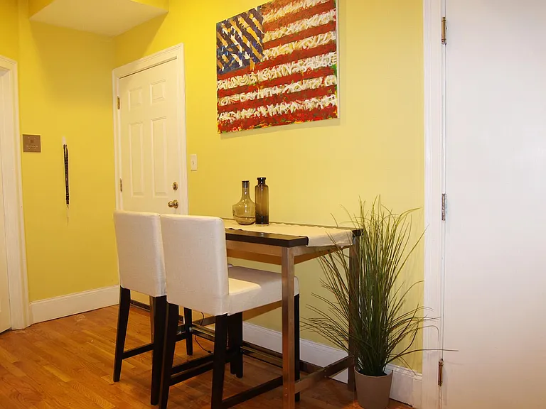 9 Pompeii St #1 — Photo 8