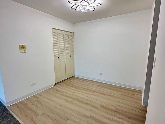 5th image of 1457 N Winslowe Dr Unit 302