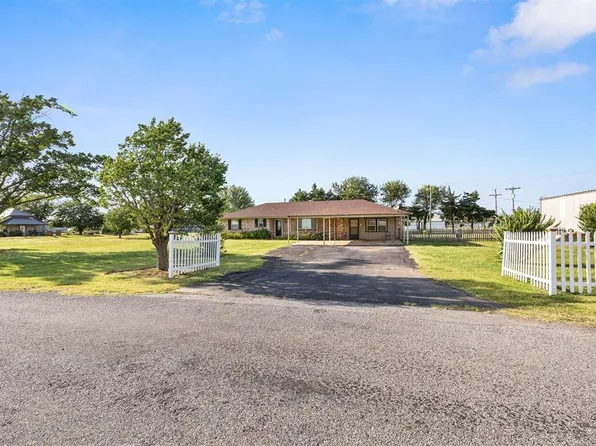 240 Adams Cir, Pocasset, OK 73079