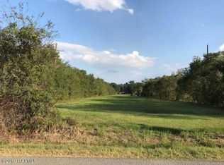 1047 Duchamp Rd, Broussard, LA 70518