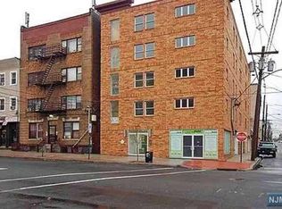 115 42nd St APT 3B, Union City, NJ 07087