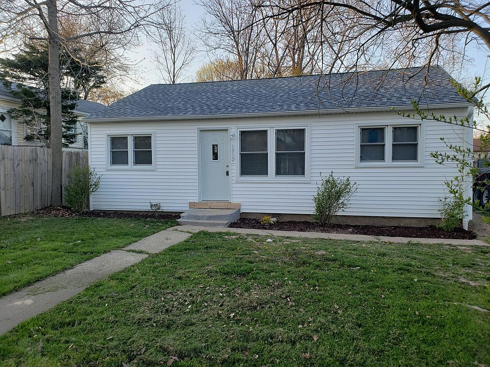 1st image of 1912 11th St