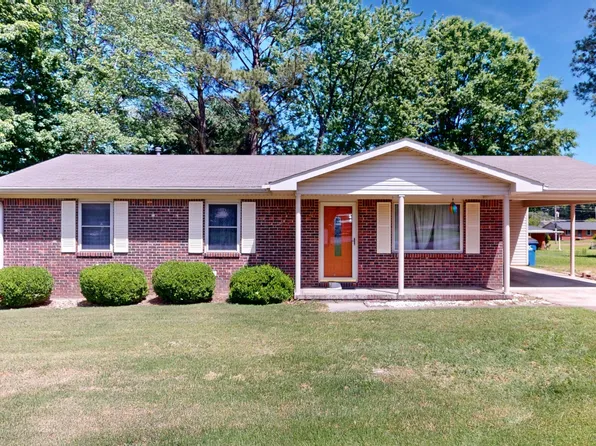 331 Woodlawn St, Kenton, TN 38233