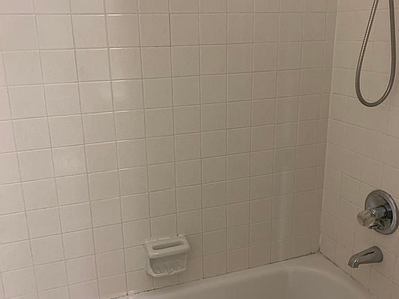 2nd level full bathroom