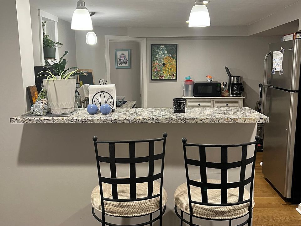 Dining/Island