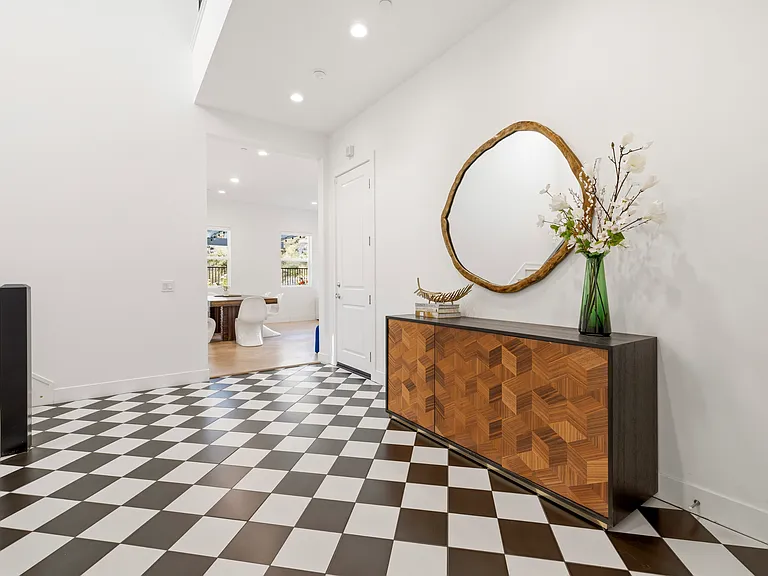 19212 Blackthorn Dr — Photo 4