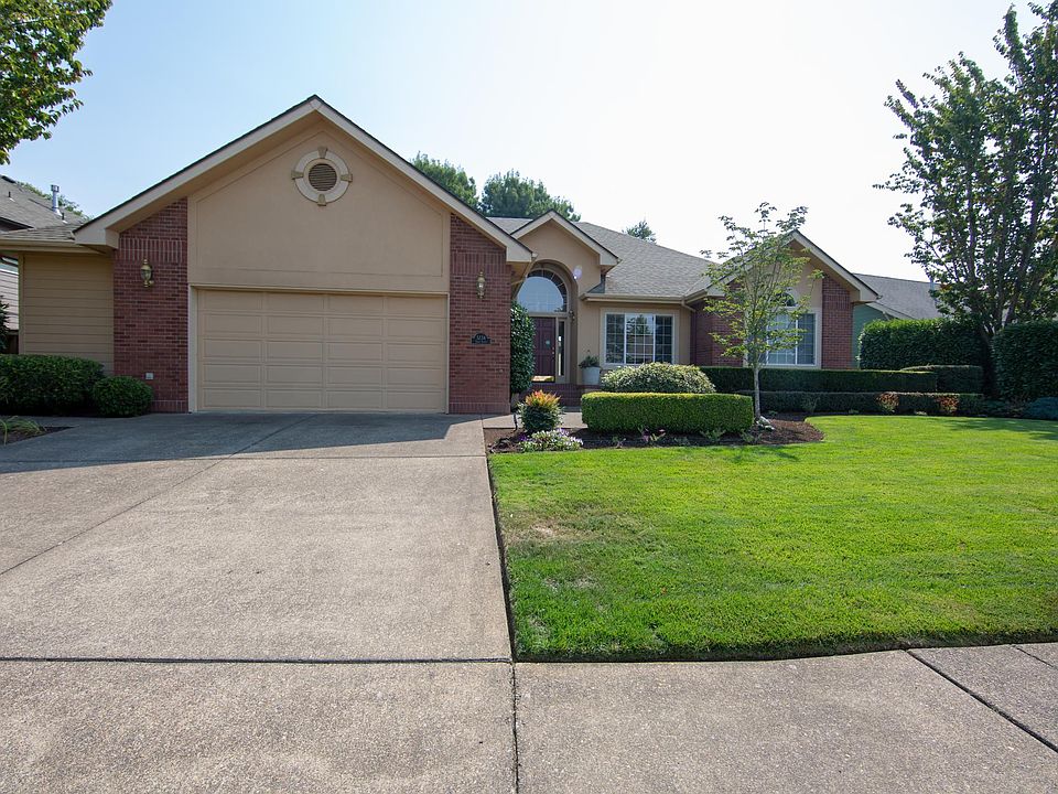 Curbside view front of home