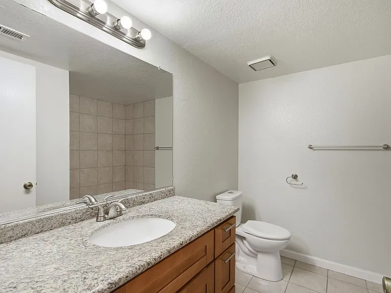 479 Costa Mesa Ter #F — Photo 22
