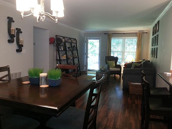 Dinning to Living Room Furnished
