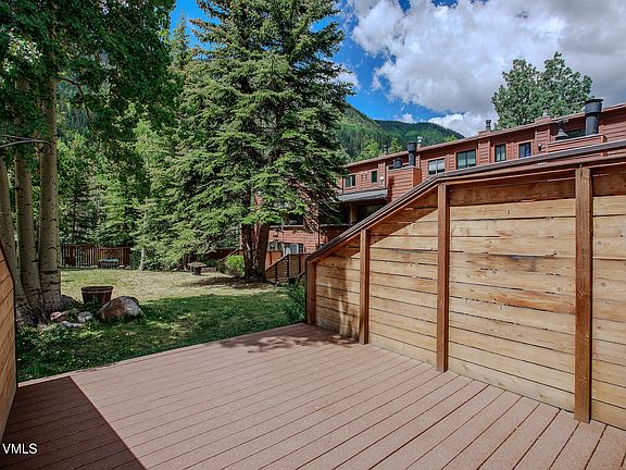 3rd image of 4506 Spruce Way Unit 11