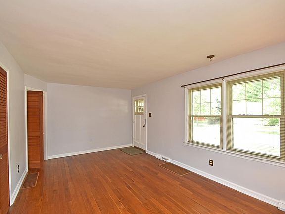 5th image of 6731 Le Conte Ave