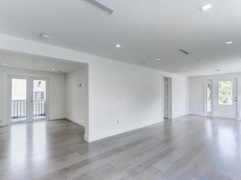 833 Ardmore Rd — Photo 14