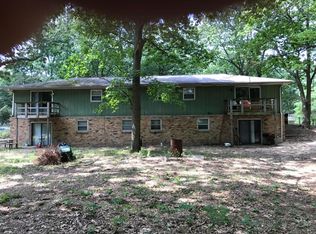 7071 Ryor St, Coloma, MI 49038