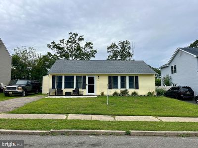 87 Village Dr, Barnegat, NJ, 08005