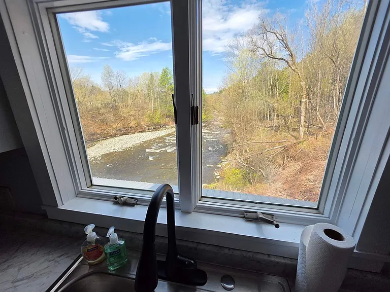 81 Assisqua Ave #3 — Photo 2