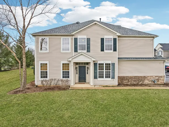 339 John M Boor Dr, Gilberts, IL 60136