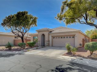 8045 Glacier Falls St, North Las Vegas, NV 89085