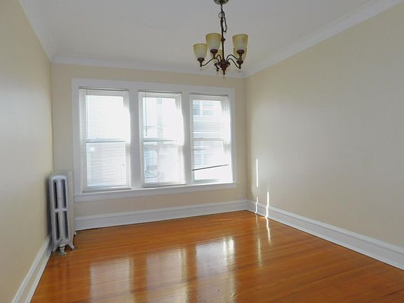 5th image of 720A Hinman Ave #2S