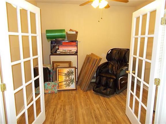 3rd image of 15566 Appaloosa Dr