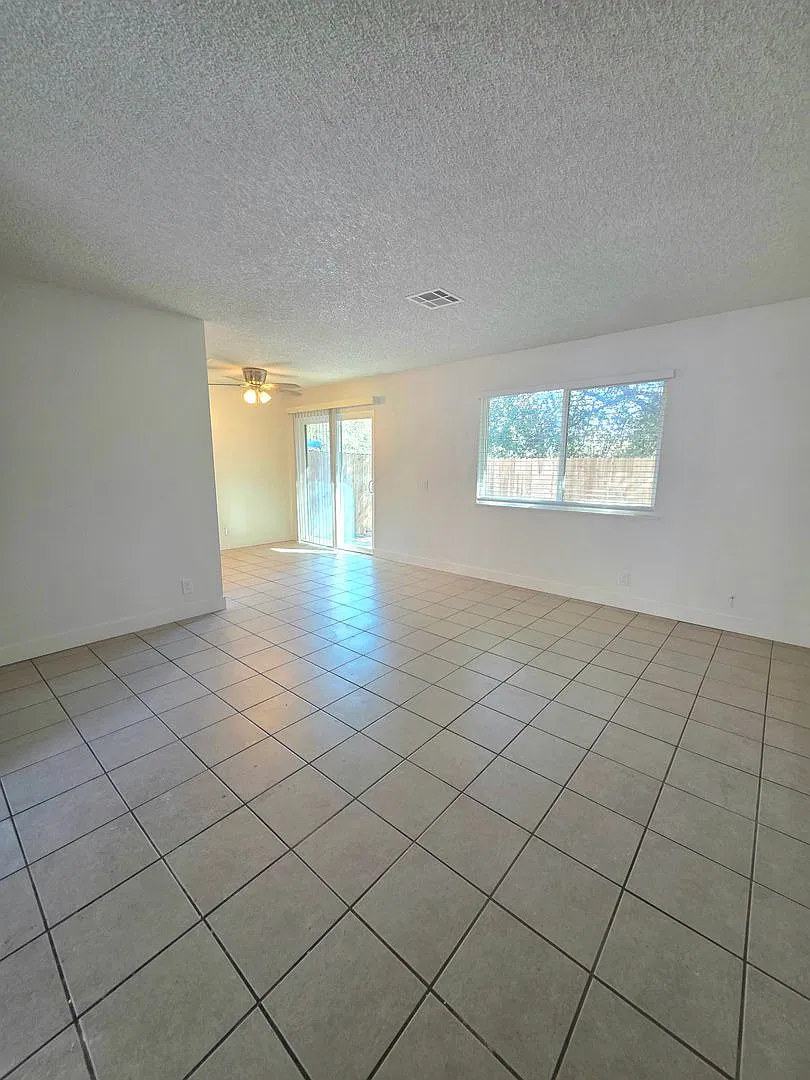 285 Boulder Creek Drive — Photo 3