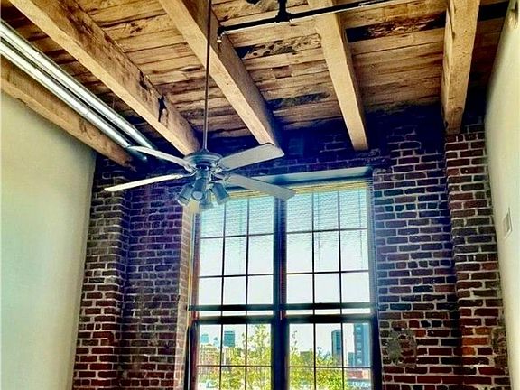 4th image of 1301 Porter St #213