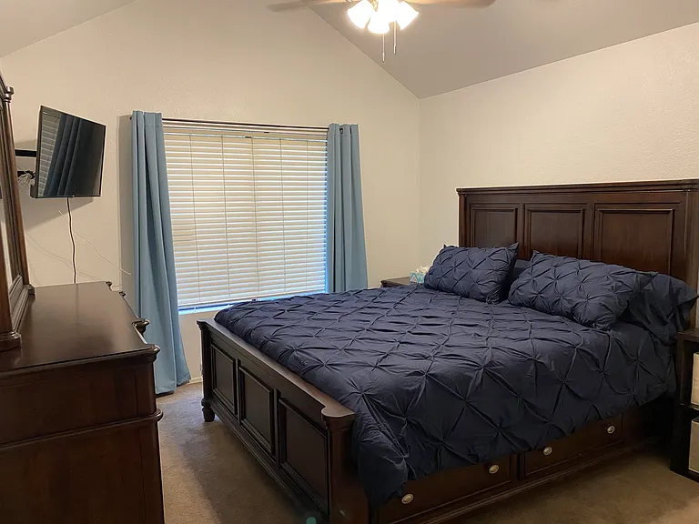 S Seawynds Blvd — Photo 15