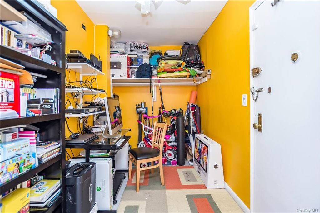 3 Bed 3 Bath Property, New York • 1,850 Sq Ft