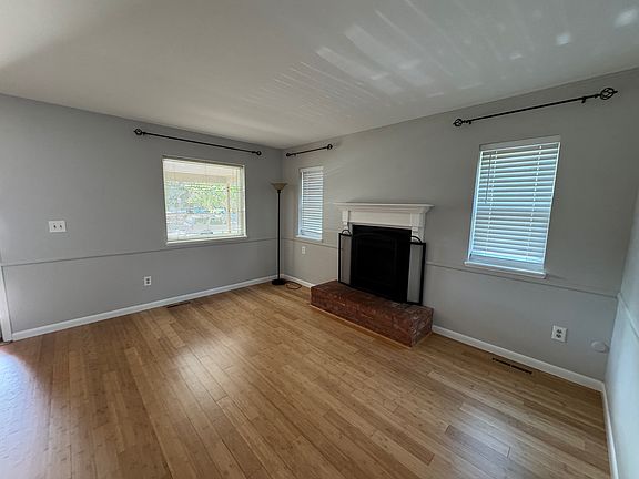 4th image of 226 S Carr Ave
