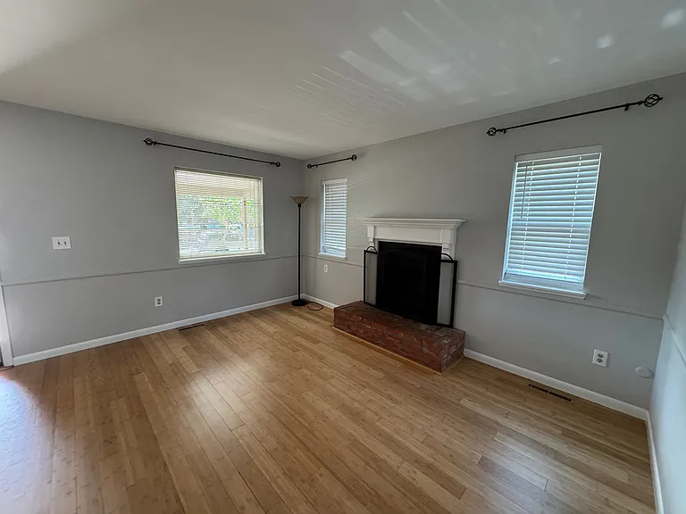 226 S Carr Ave — Photo 4