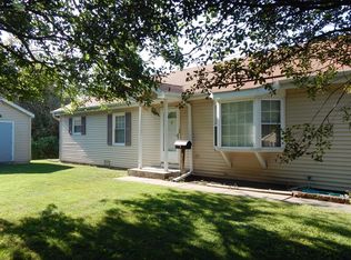 1424 Park St, Crete, IL 60417