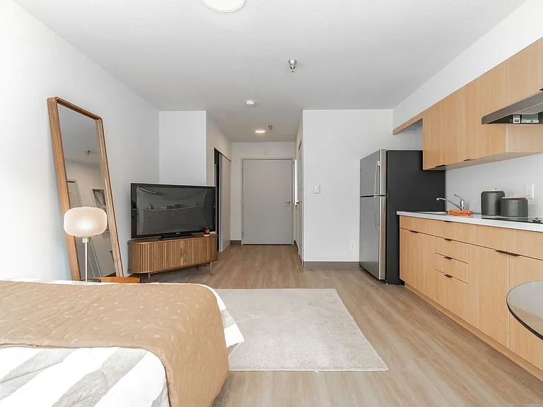 Crossroads Garden Apartments — Photo 10