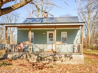 7355 E Coldwater Rd, Davison, MI 48423