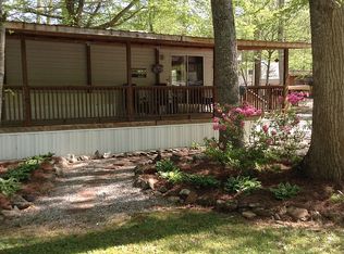 9 Riverside Pl, Cleveland, GA 30528