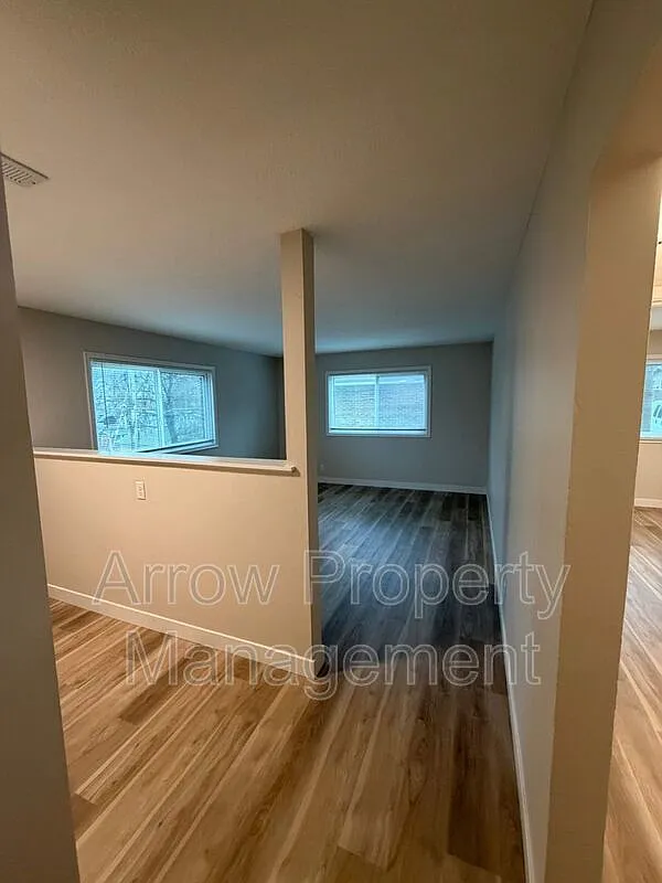 1 bed, 1.0 bath, $775 — Photo 2