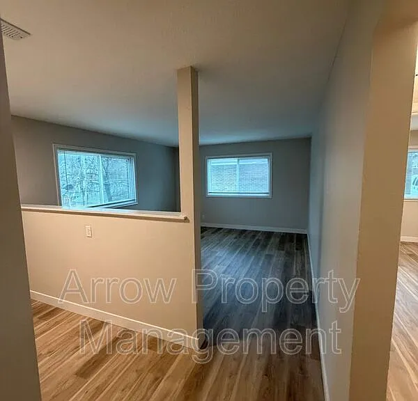 2119 Arbor St #203 — Photo 2