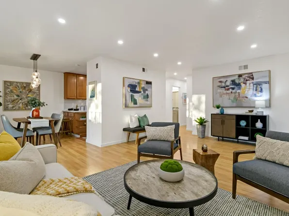 777 San Antonio Rd APT 68, Palo Alto, CA 94303