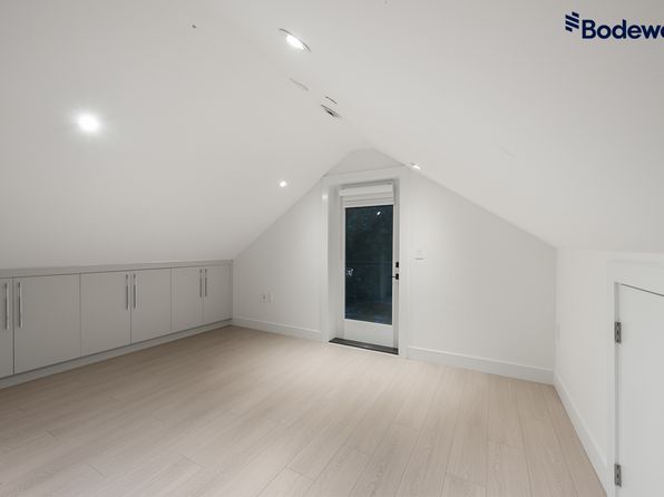 3 bedroom rental in Vancouver — photo 16
