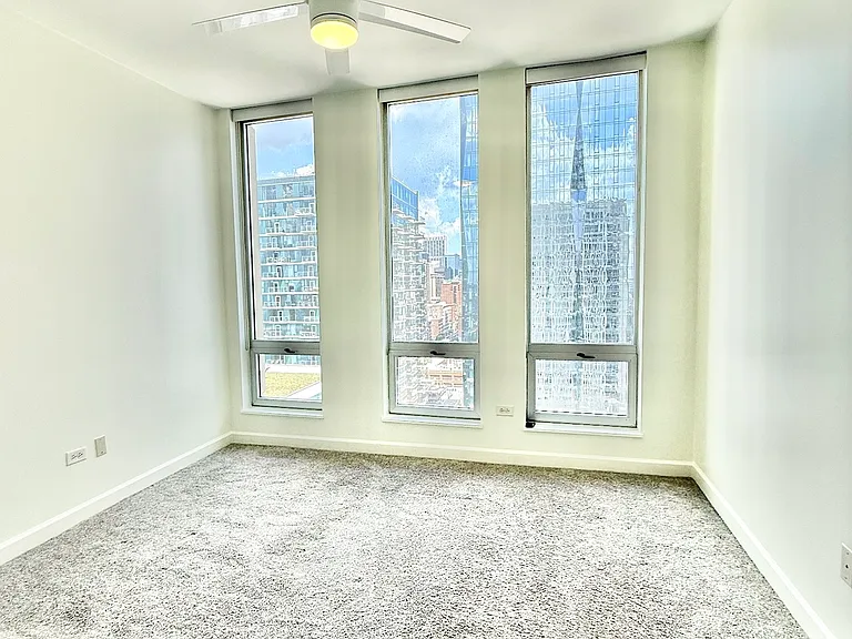 1400 S Michigan Ave #2109 — Photo 11