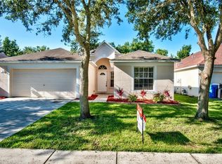 1212 Lake Highview Ln, Brandon, FL 33510