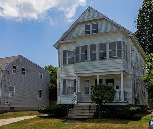 4th image of 121-123 Maplewood Ave
